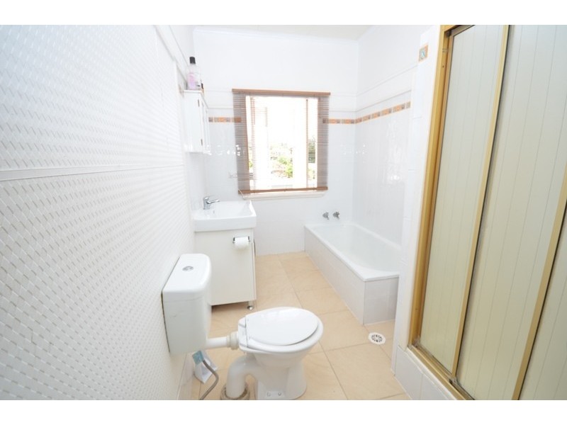 52 Broadwater Road, Mount Gravatt East QLD 4122