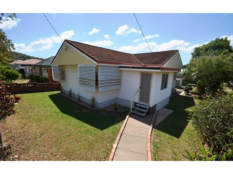 52 Broadwater Road, Mount Gravatt East QLD 4122