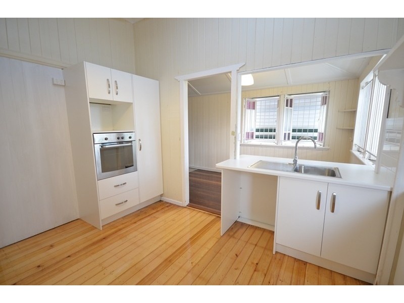 10 Waterlot Street, Moorooka QLD 4105