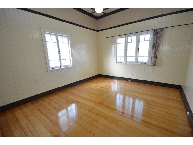 5 Harwill Street, Coorparoo QLD 4151