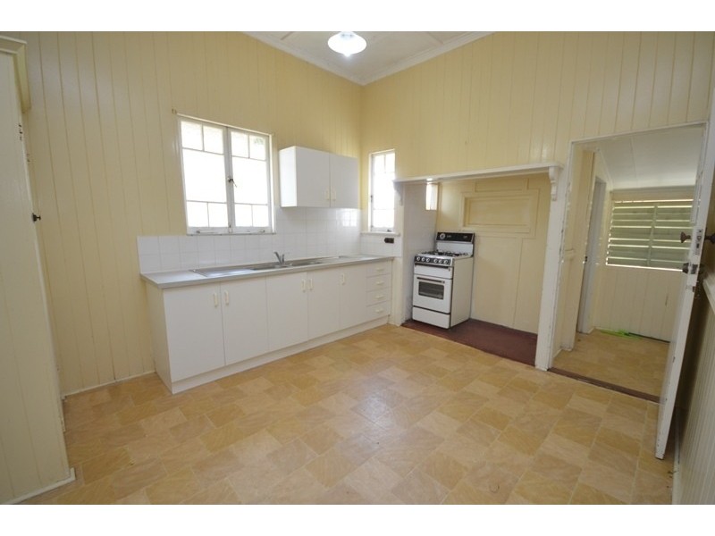 5 Harwill Street, Coorparoo QLD 4151