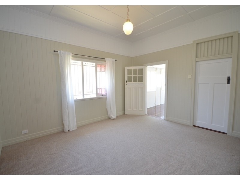 10 Waterlot Street, Moorooka QLD 4105