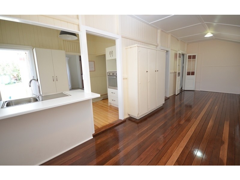 10 Waterlot Street, Moorooka QLD 4105