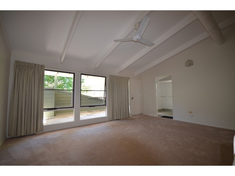 25  Botticelli Street, Fig Tree Pocket QLD 4069