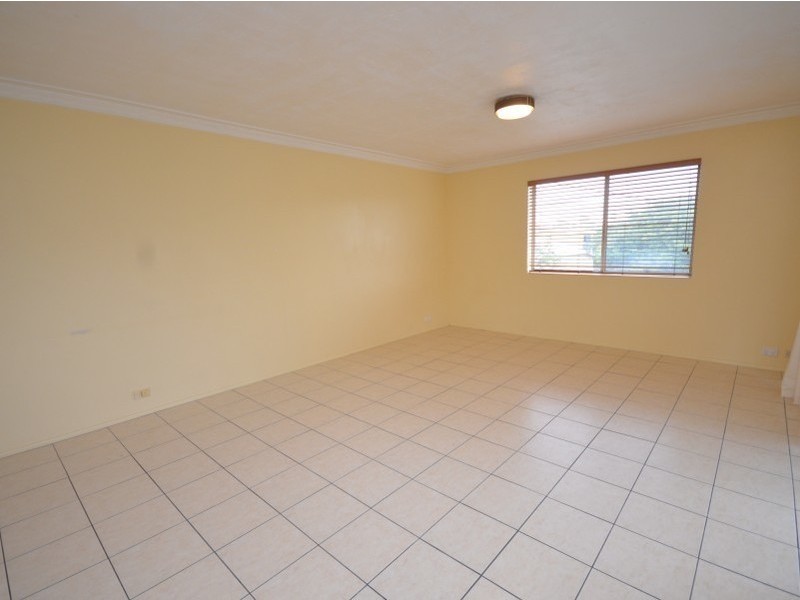 4/7 Robinson St, Coorparoo QLD 4151