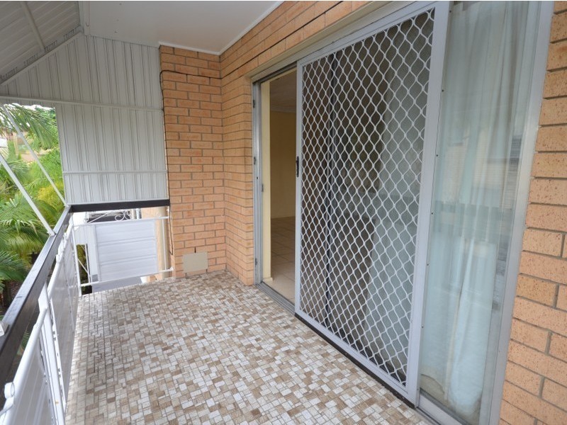 4/7 Robinson St, Coorparoo QLD 4151