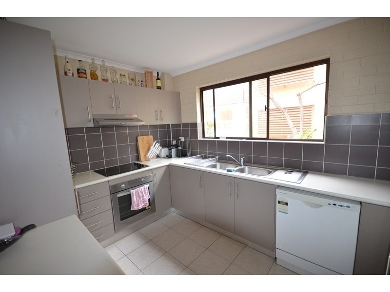 2/71 Lambton Street, Annerley QLD 4103