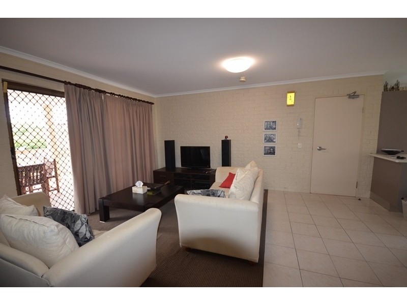 2/71 Lambton Street, Annerley QLD 4103