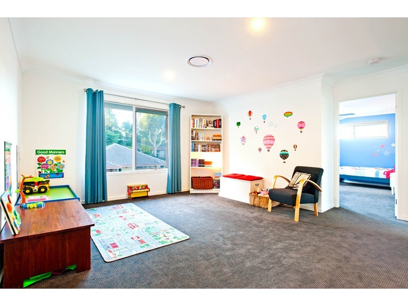 13 Hill Park Lane, Mount Gravatt East QLD 4122