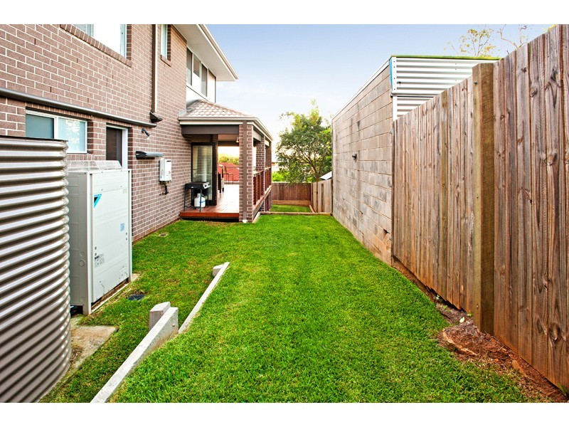 13 Hill Park Lane, Mount Gravatt East QLD 4122