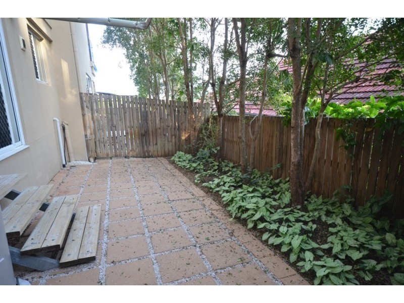 2/86 Invermore St, Mount Gravatt East QLD 4122