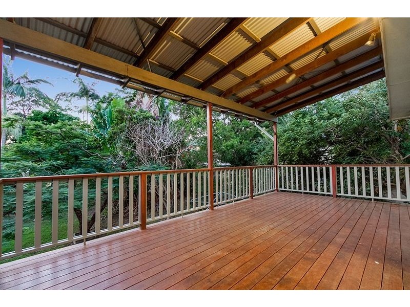 Holland Park QLD 4121