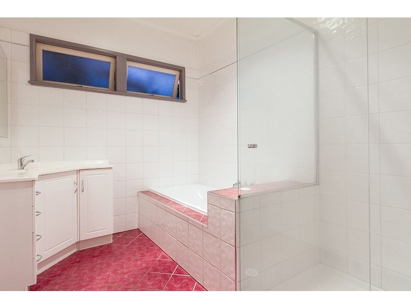 Holland Park QLD 4121