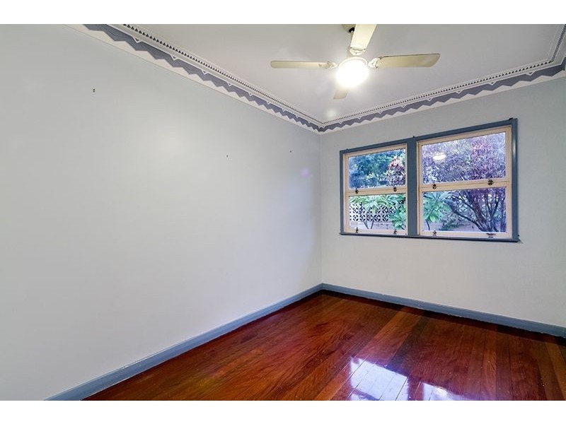 Holland Park QLD 4121