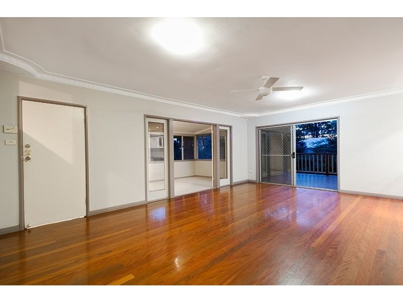 Holland Park QLD 4121