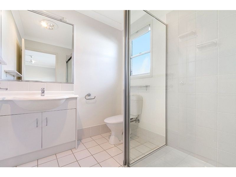 Holland Park West QLD 4121