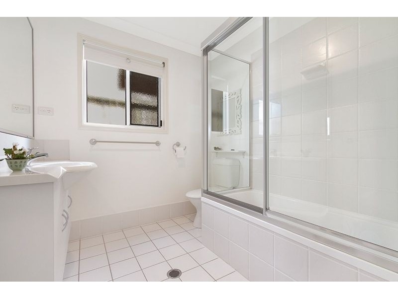 Holland Park West QLD 4121