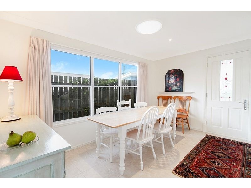 Holland Park West QLD 4121