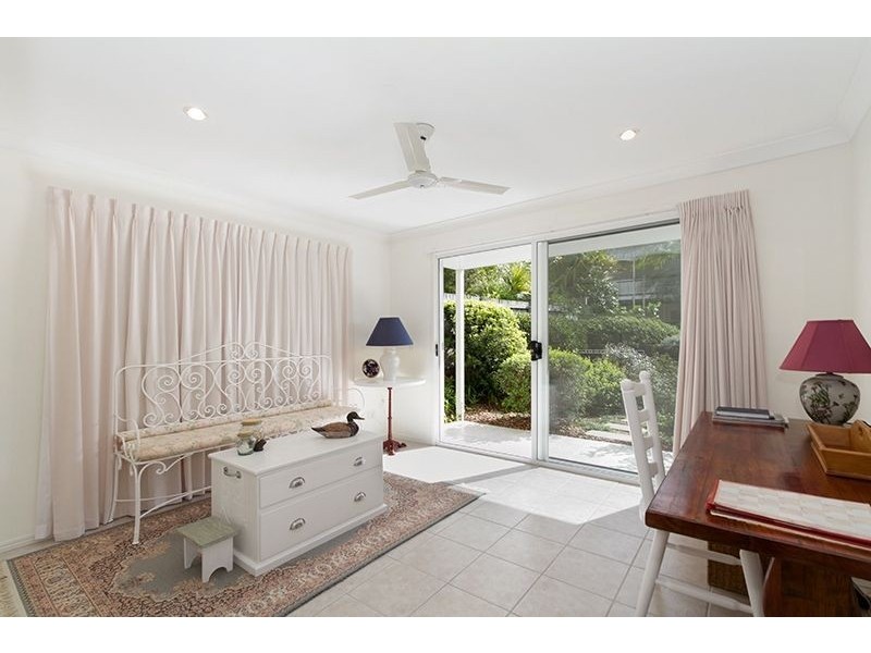 Holland Park West QLD 4121