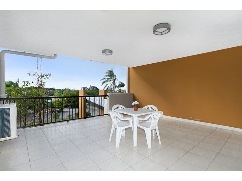 26/1848 Logan Rd, Upper Mount Gravatt QLD 4122