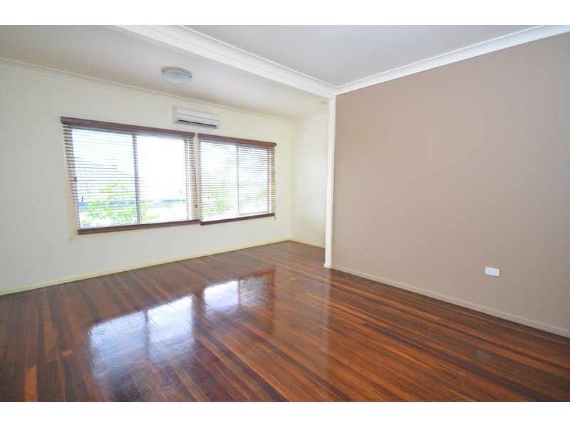 29 Grenfell St, Mount Gravatt East QLD 4122