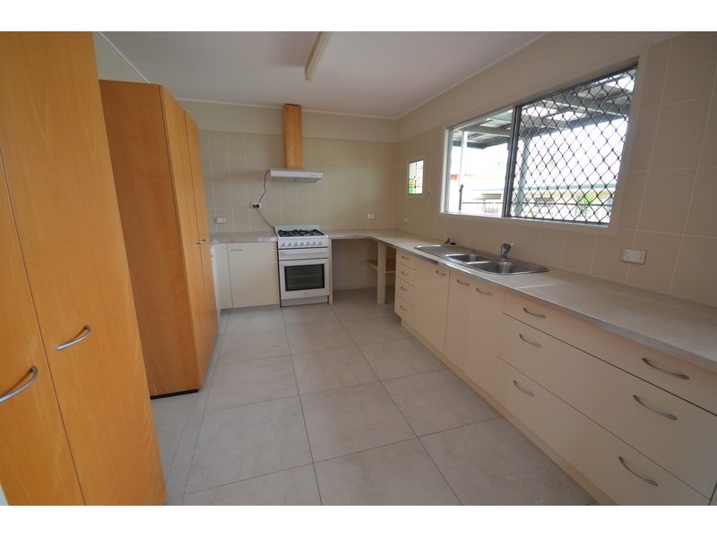 71 Troughton, Sunnybank QLD 4109