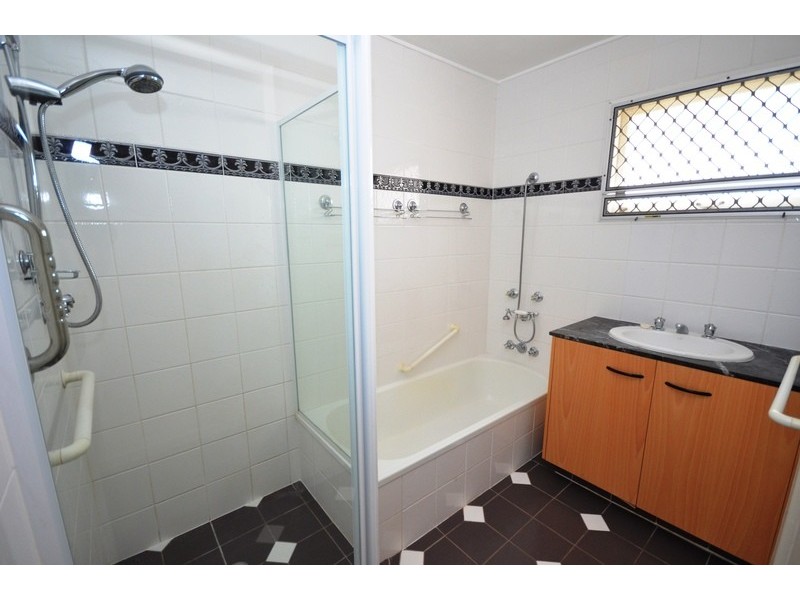 71 Troughton, Sunnybank QLD 4109