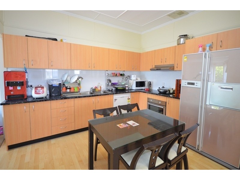 88 Creek Road, Mount Gravatt East QLD 4122