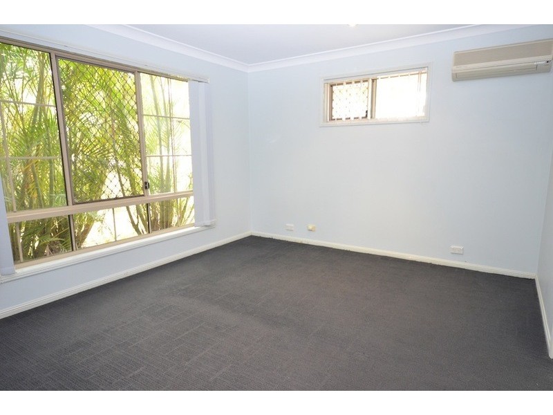 17 Wattle Close, Mackenzie QLD 4156