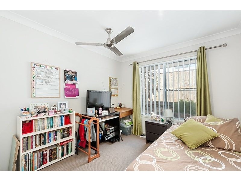 6 Alexander Close, Mackenzie QLD 4156