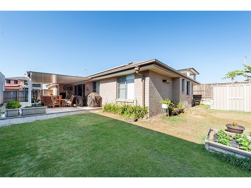 6 Alexander Close, Mackenzie QLD 4156