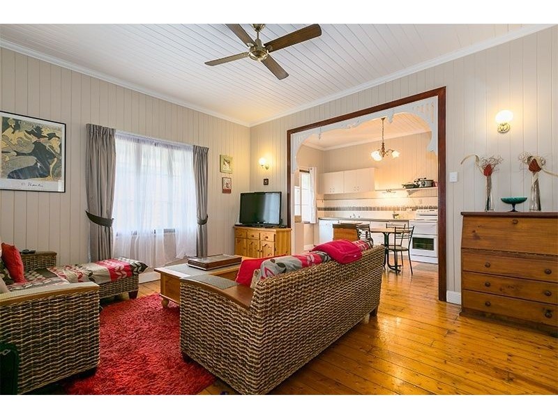 95 Dawson Rd, Upper Mount Gravatt QLD 4122