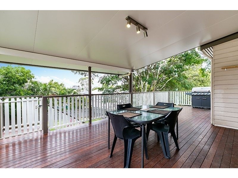 95 Dawson Rd, Upper Mount Gravatt QLD 4122