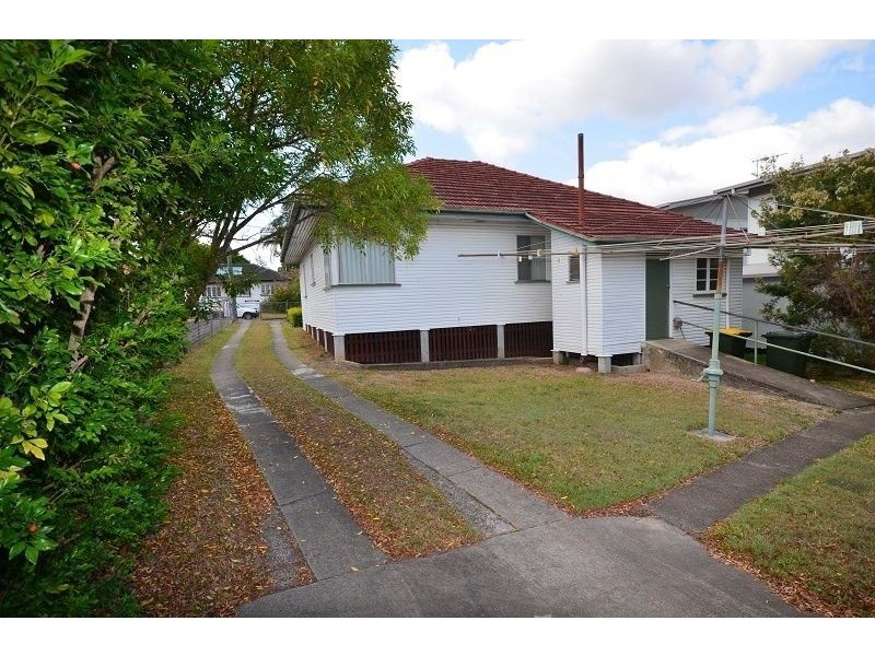 8 Clausen St, Mount Gravatt East QLD 4122