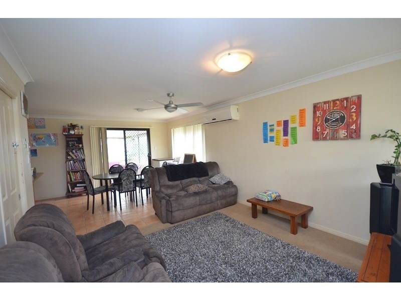 4 Clint Parade, Crestmead QLD 4132
