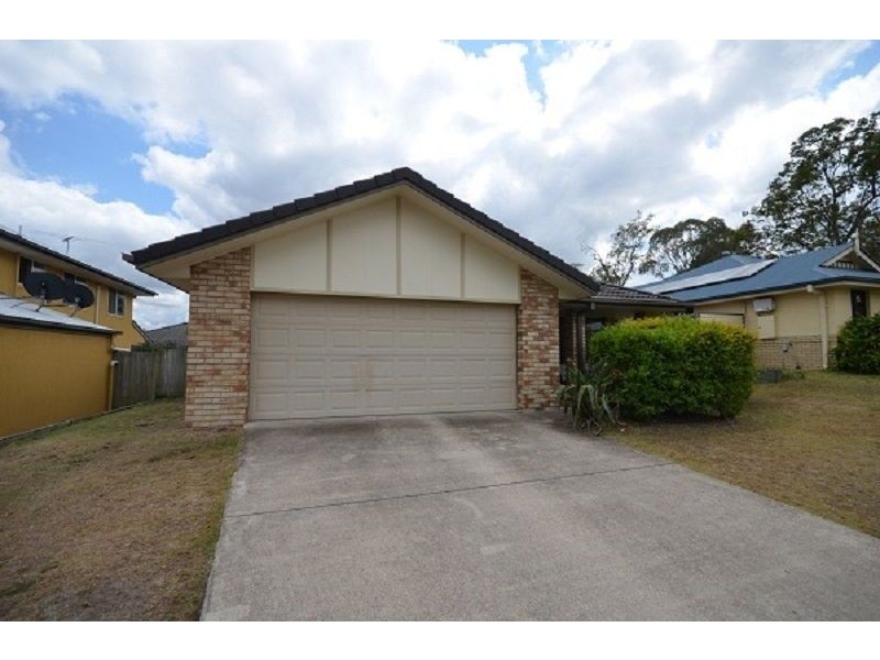 4 Clint Parade, Crestmead QLD 4132