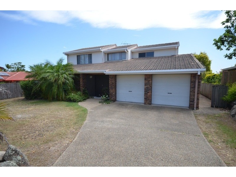 27 Greenwood St, Wishart QLD 4122