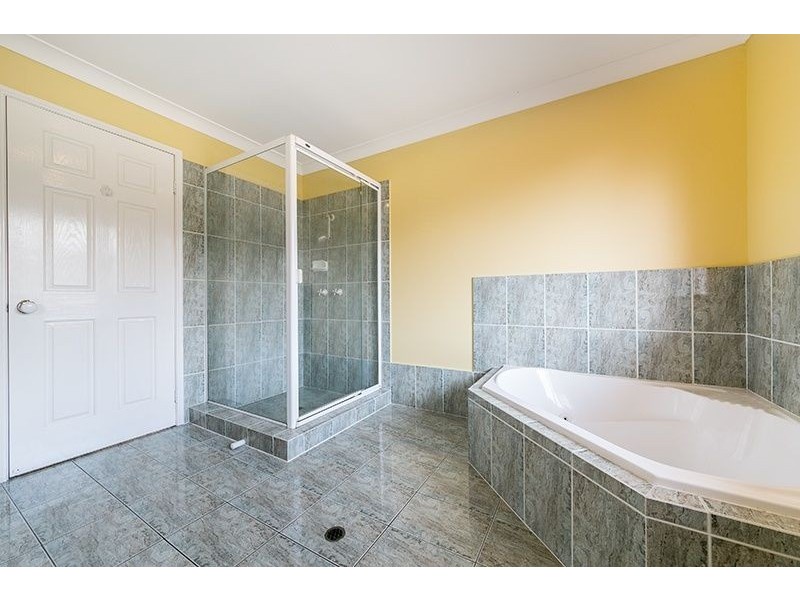 404 Deception Bay Rd, Deception Bay QLD 4508