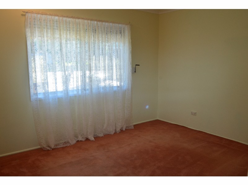 92  Newnham Rd, Mount Gravatt East QLD 4122