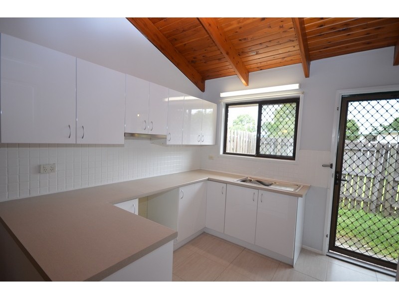 2/22a Kumbari, Rochedale South QLD 4123