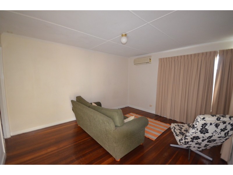 387 Newnham Rd, Upper Mount Gravatt QLD 4122