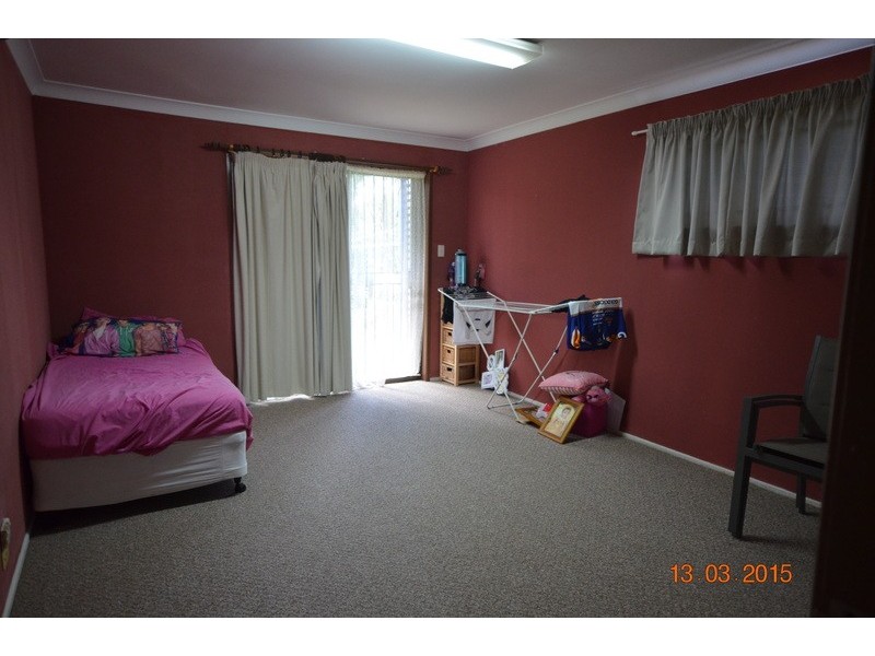 6a Redleaf St, Mansfield QLD 4122