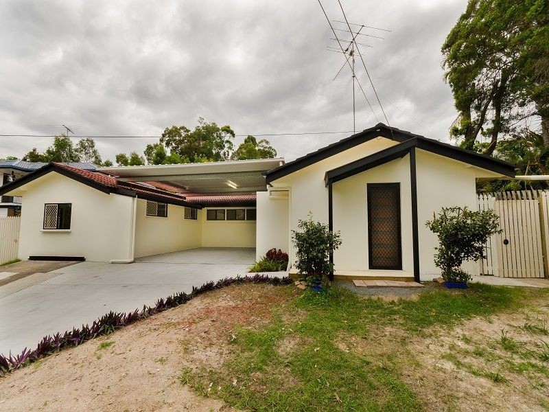 9 Juanita Grove, Springwood QLD 4127