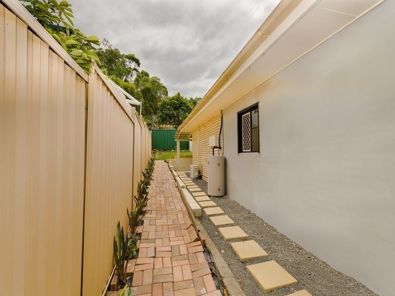 9 Juanita Grove, Springwood QLD 4127