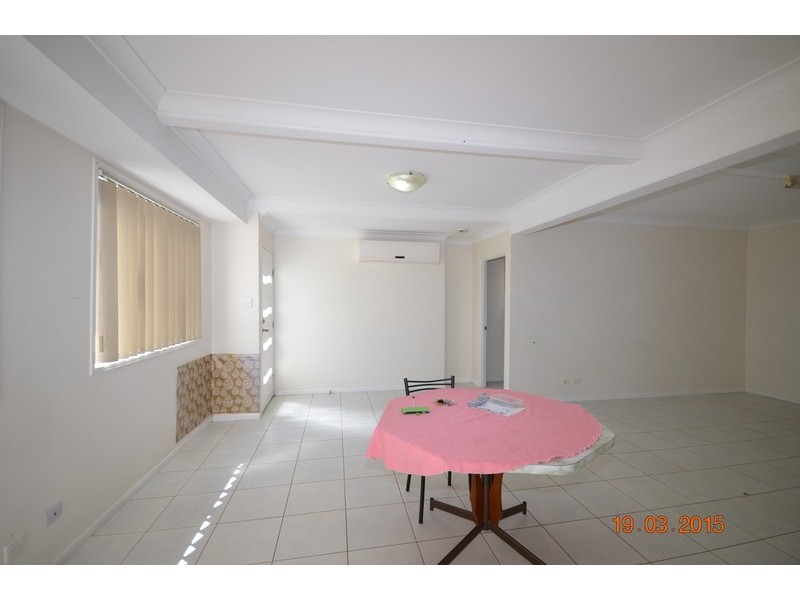 - Somerfield Street, Upper Mount Gravatt QLD 4122