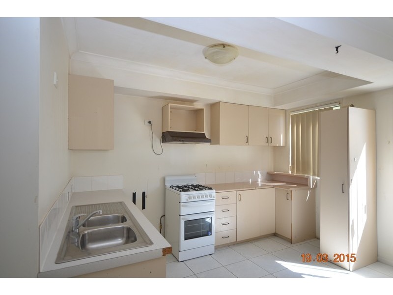 - Somerfield Street, Upper Mount Gravatt QLD 4122