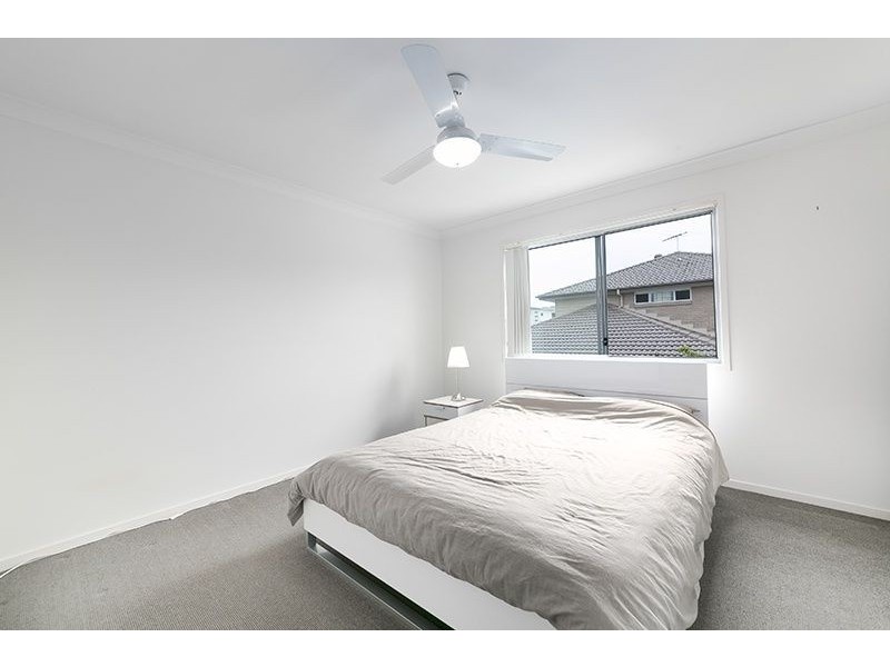 6/2-10 Cascade Dr, Underwood QLD 4119