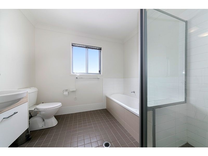 6/2-10 Cascade Dr, Underwood QLD 4119
