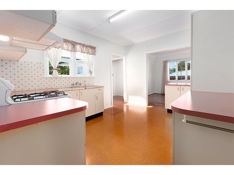 Holland Park West QLD 4121