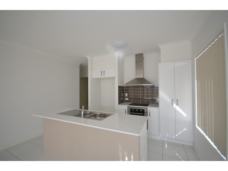 14 Cobblestone Avenue, Logan Reserve QLD 4133
